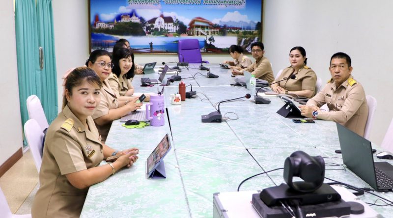 การชุมชนแห่งการเรียนรู้ทางวิชาชีพเพื่อพัฒนาจรรยาบรรณวิชาชีพ ผ่านระบบเทคโนโลยีสารสนเทศ (Ethics in Professional Learning Community : E – PLC)